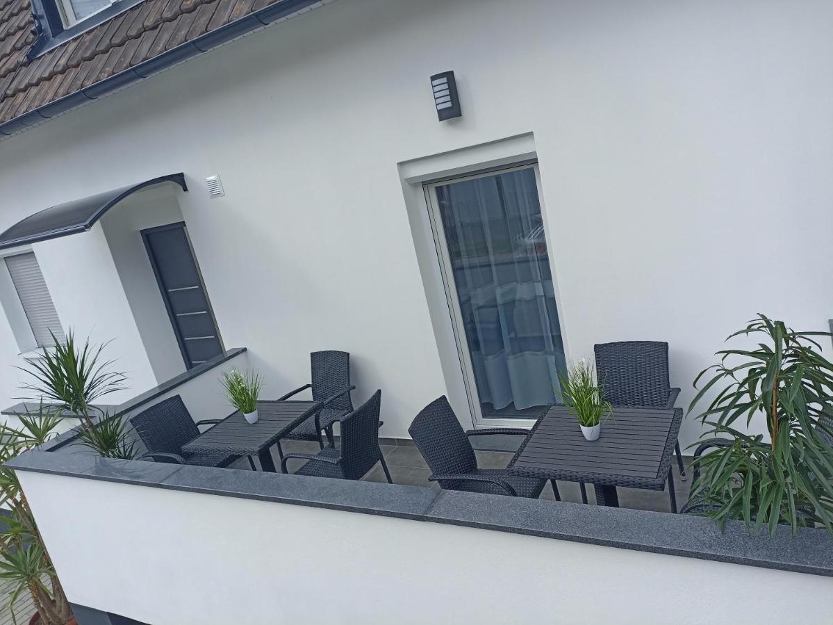 EBS Paradies Rheinhausen Exterior foto